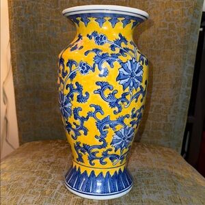11” X 6” vintage Asian vase